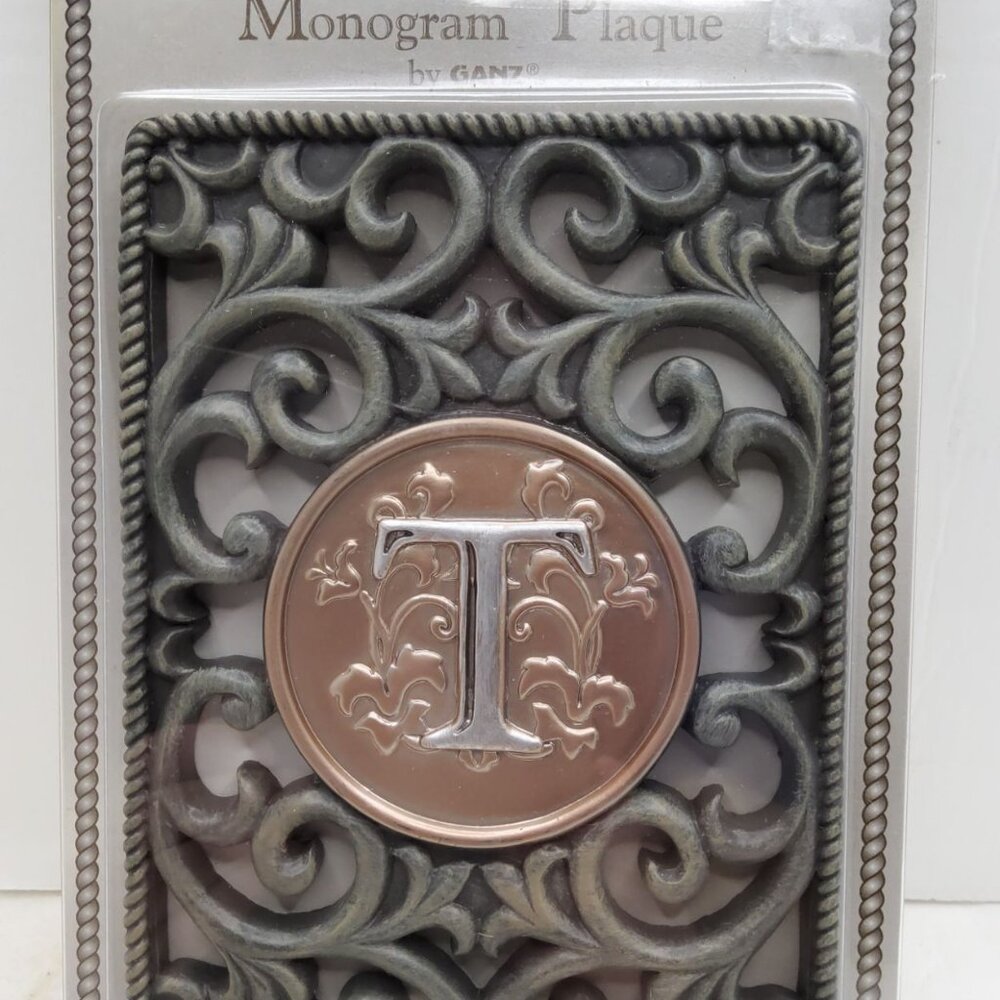 vintage 1990's ganz decorative heavy resin mongram letter. "T" new old stock